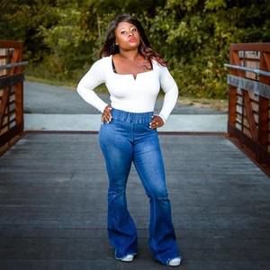 Meet your Posher, Tiera